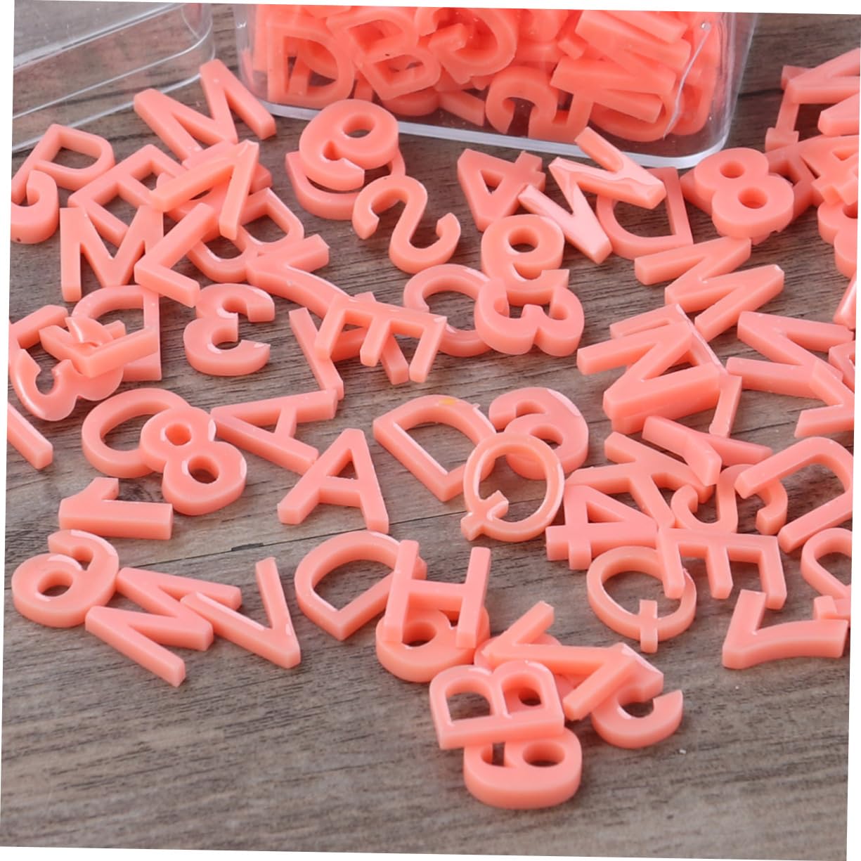 SHINEOFI 600 Stk Alphabet-perlen Buchstabenabstandsperlen Gemischte Buchstabenperlen Spielzeug-ampel Buchstabenverzierungen Alphabet Lose Perlen -perlen-charm Creme-klebeperlen