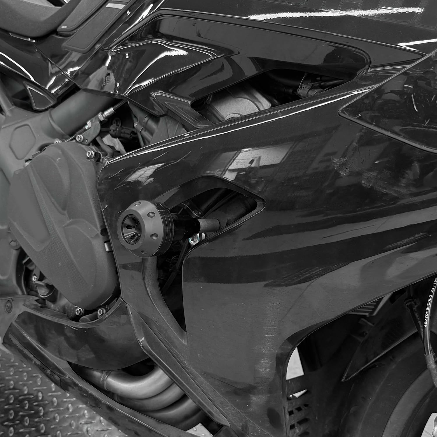 MFGZD for R7 Motorcycle Frame Sliders Crash Protector Compatible with Yamaha R7 YZF-R7 2021 2022 2023 2024 2025 CNC Frame Sliders Protection Anti-Collision (Black)