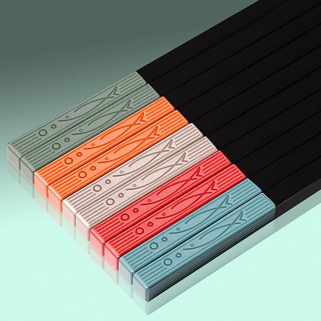 Chopsticks Fiberglass 5 Pairs Non-Slip Chop Sticks Dishwasher Safe Reusable Chopstick 9.5 Inches/24cm Japanese Chinese Korea Style Black Fish leap Chopstick Family Multipack
