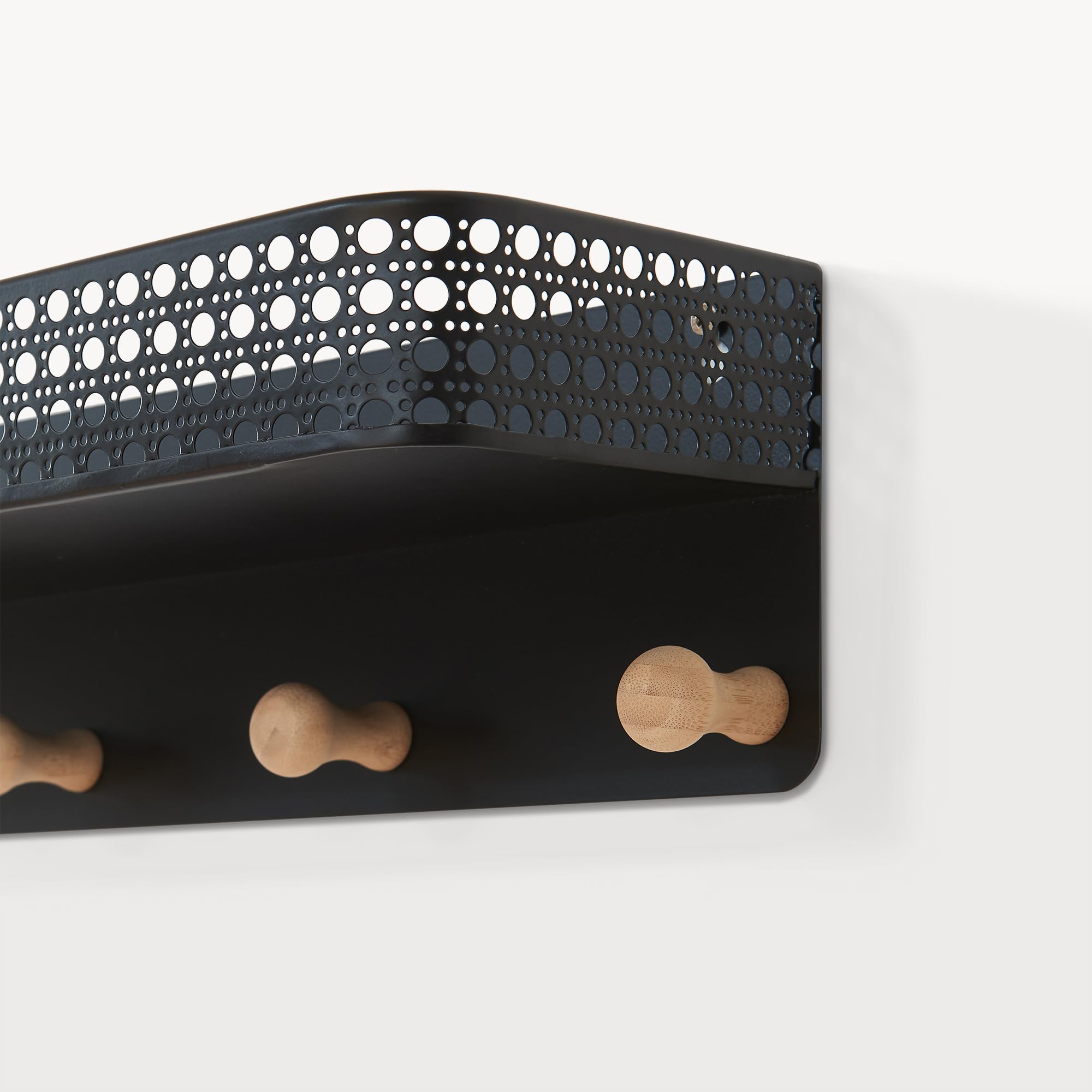 [en.casa] Perchero de Pared Jäller con 6 Ganchos y 1 Estante con Borde Colgador para Prendas Bolsos para Recibidor Oficina Dormitorio Orden y Estilo Metal Bambú 60x14x12cm - Negro