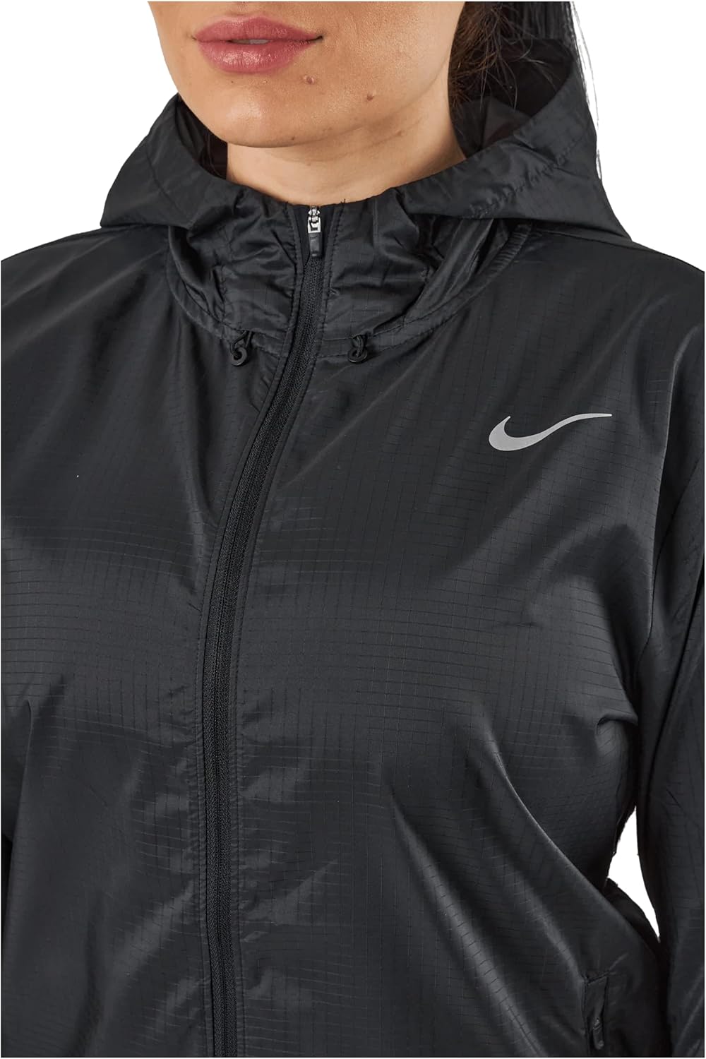 Nike Essential Women's Running Jacket : Clothing, Shoes & Jewelry
