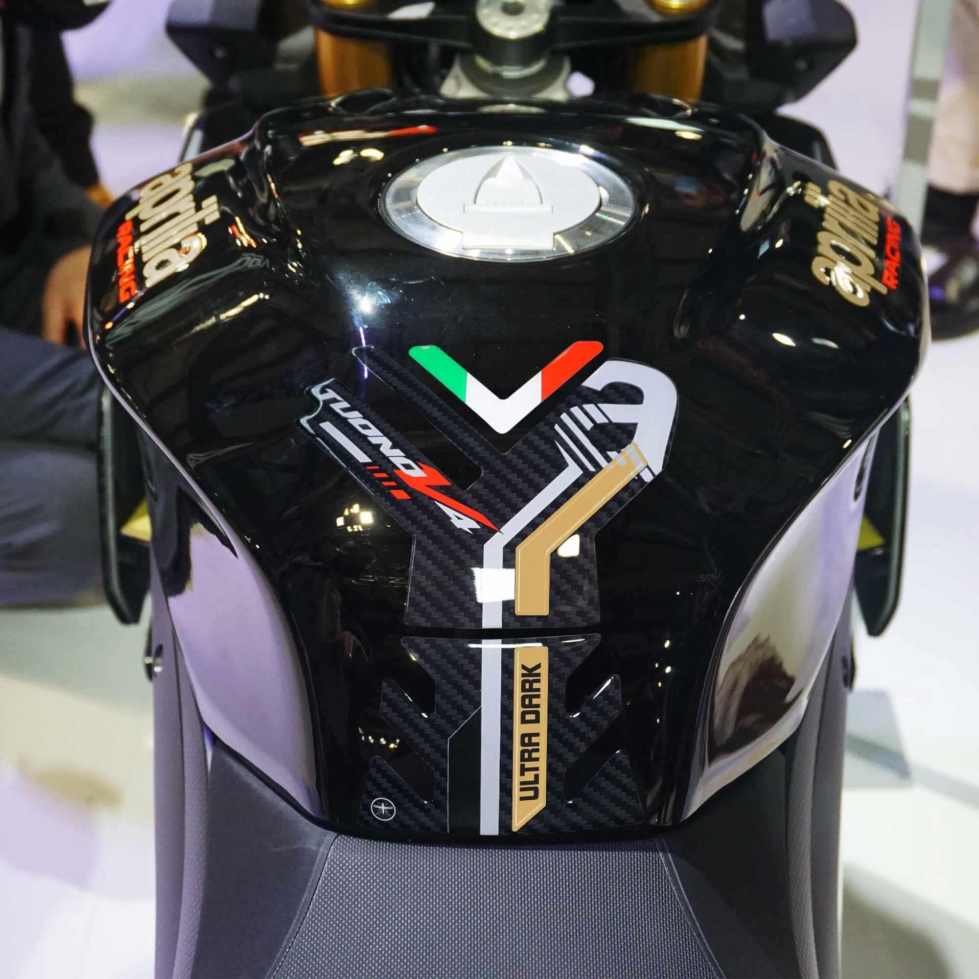 labelbike - 3D Sticker Motorcycle Fuel Tank Pad Protection and Decoration in Resin compatible with Aprilia Tuono V4 1100 2021-2025