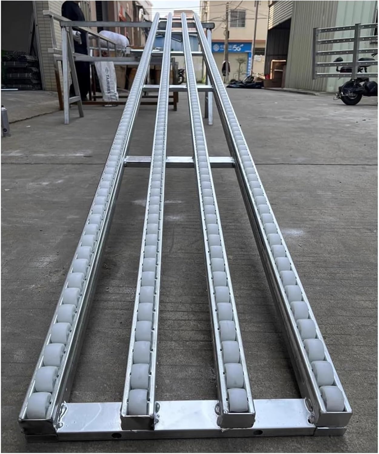 Heavy-Duty Portable Roller Conveyor Table - Foldable Unpowered Belt with Stainless Steel Frame & Durable ABS Rollers - Ideal for Warehouse, Freight Handling, Logistics & Material Movement