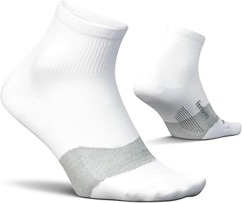 Feetures Elite Ultra Light Cushion Quarter - Sport Sock with Targeted Compression