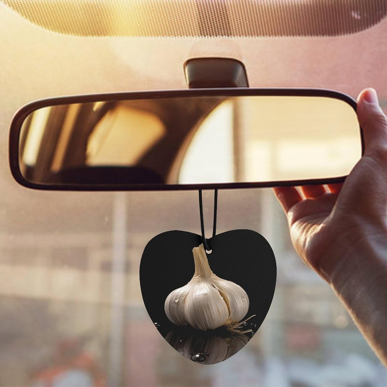 Car Air Fresheners 5 Pcs Hanging Air Freshener Raw Garlic Car Aromatherapy Tablets Wardrobe Pendant Fragrance Scented Cards for Rearview Mirror Bedroom Car Interior Decor image 5