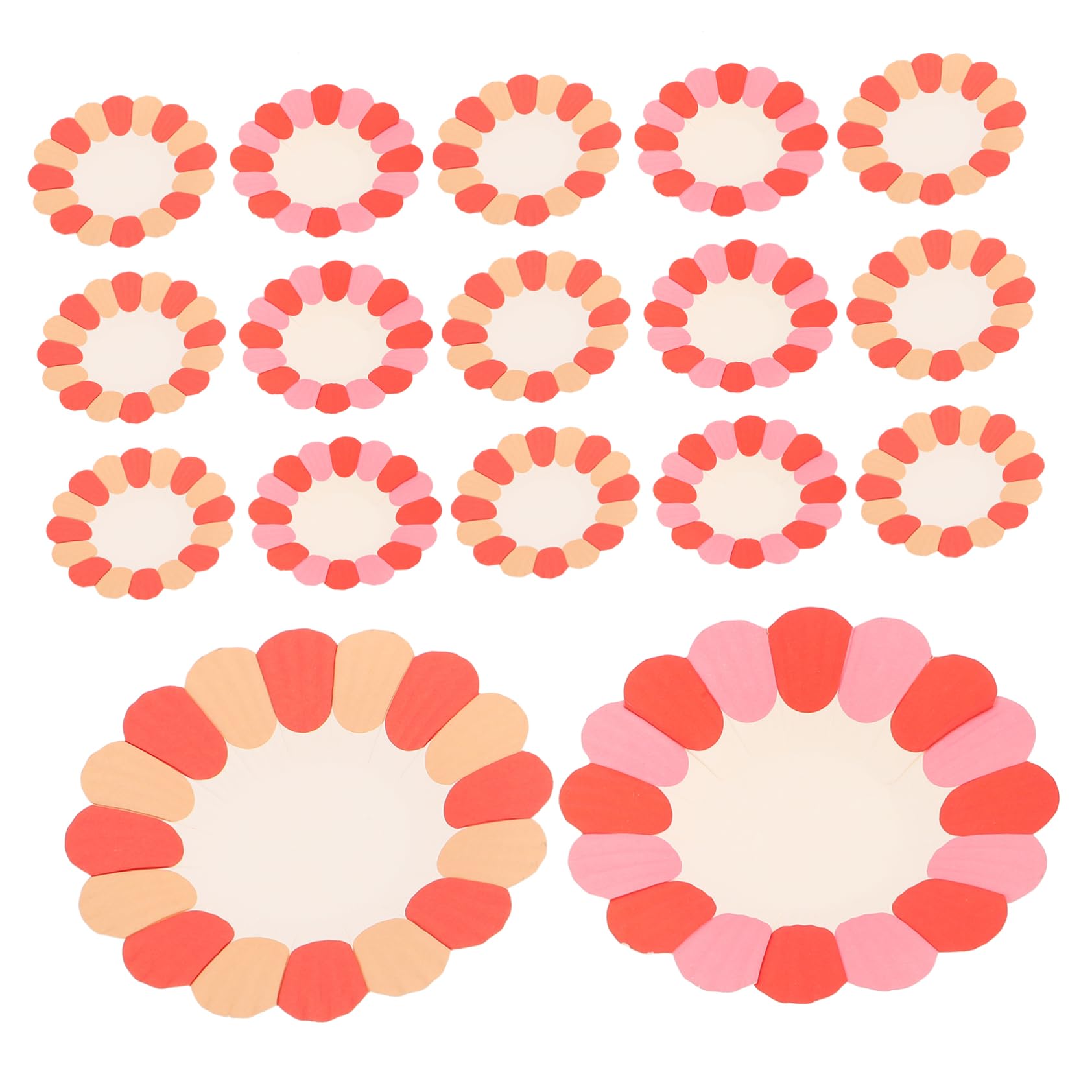 Assiettes carton à motifs de fleurs : finie la vaisselle de fête !