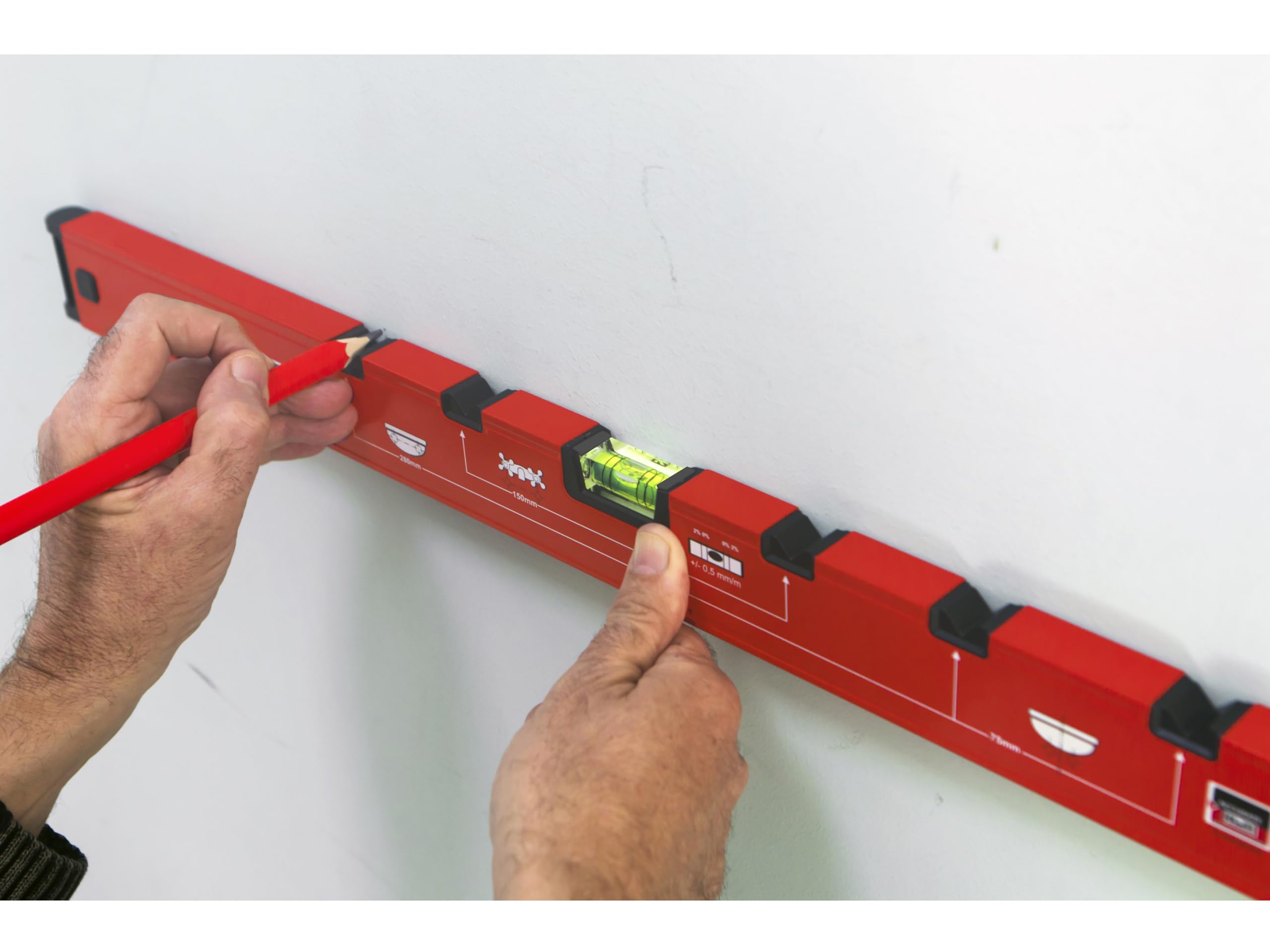 Umarex Niveau à bulle 108 INSTALLATION Level 70 cm Rouge