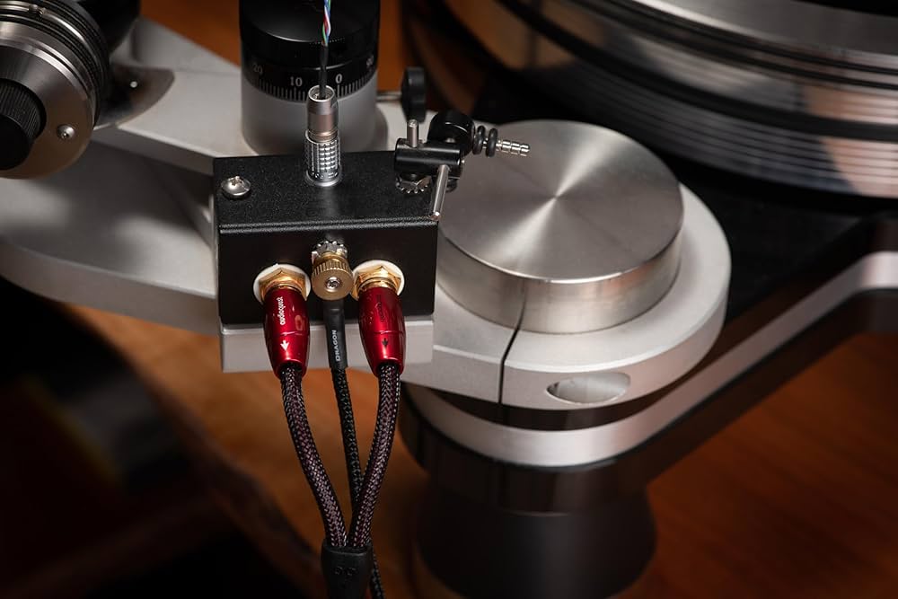 audio quest RED  RCAケーブル1.5m audio quest RED RIVER RCAケーブル1.5m AudioQuest Red River