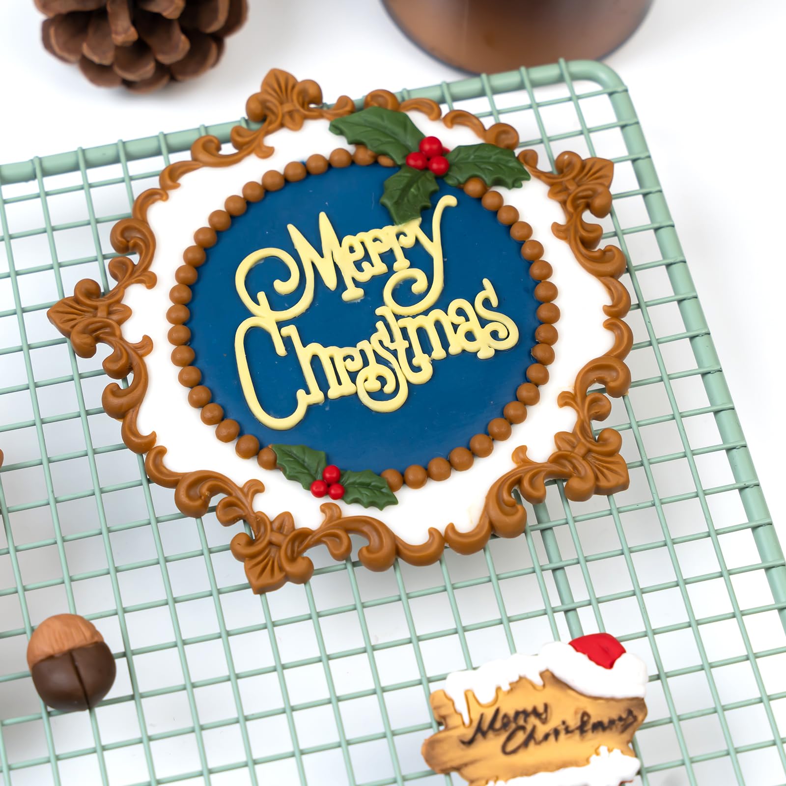 KALAIEN Juego de moldes de fondant de Navidad, reno de Navidad, molde de caramelo de chocolate, hojas de acebo, molde de azúcar para hornear decoraciones de pasteles, 7 juegos