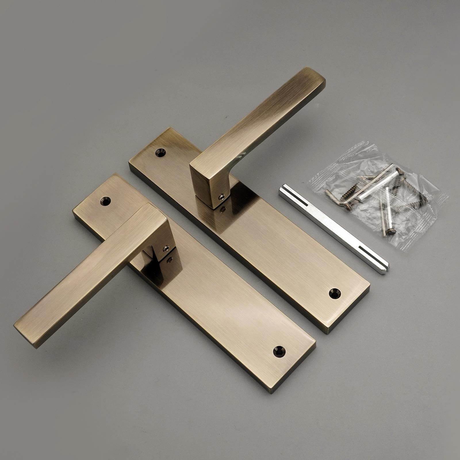 Decoranddecor Lumina Antique Brass Aluminium Lever Handles, Internal Door Set including Rectangular Backplate - Image 2