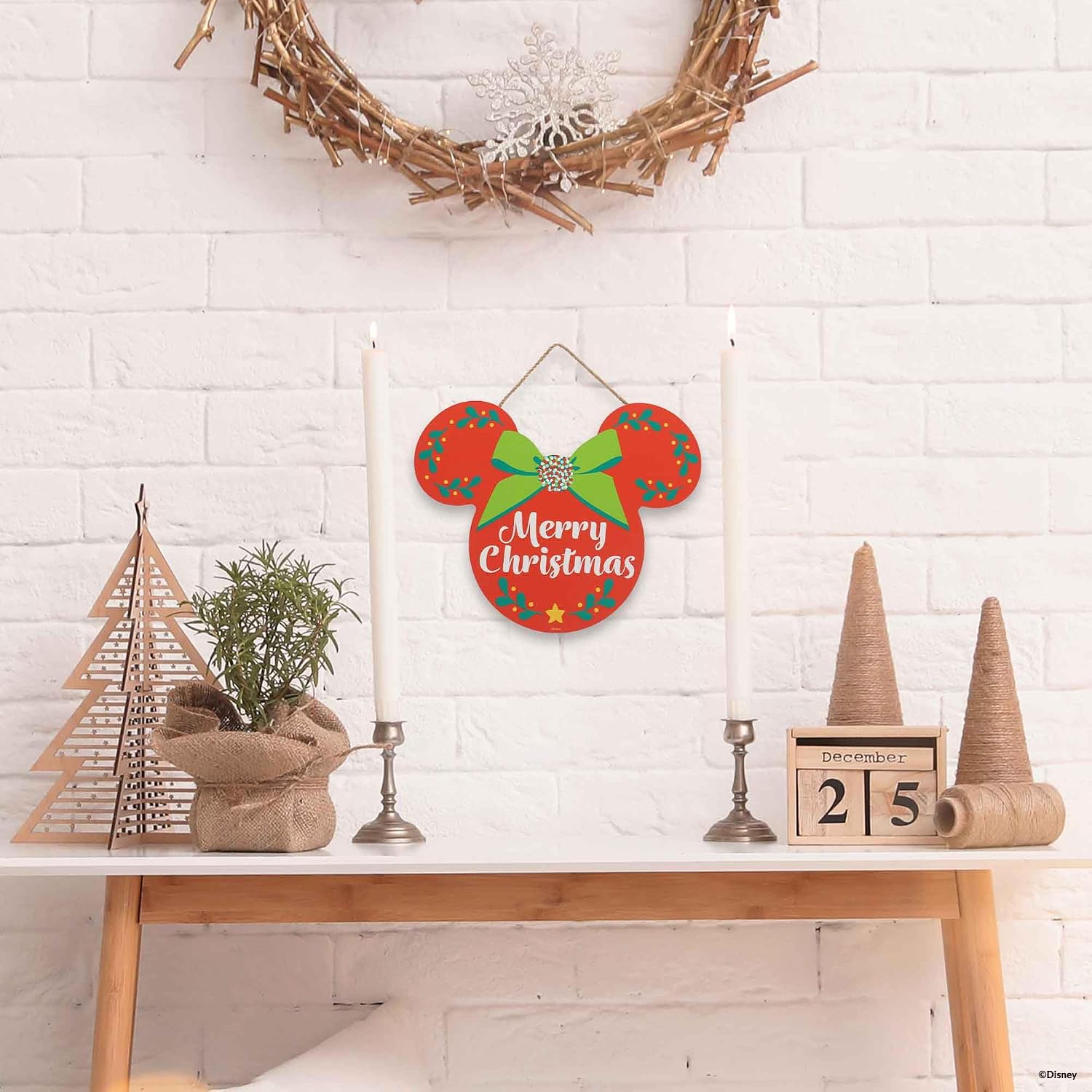 Open Road Brands Disney Minnie Mouse Head Merry Christmas Hanging Wood Wall Decor - Fun Minnie Christmas Decoration for Home