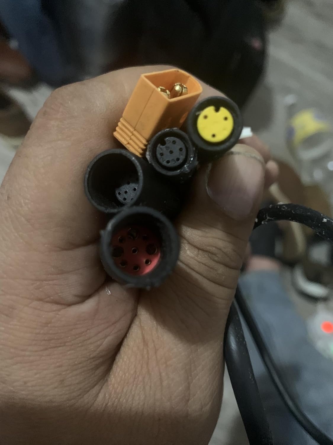 NULKOMMA JH4AZ7050DZQR Controller with various ports