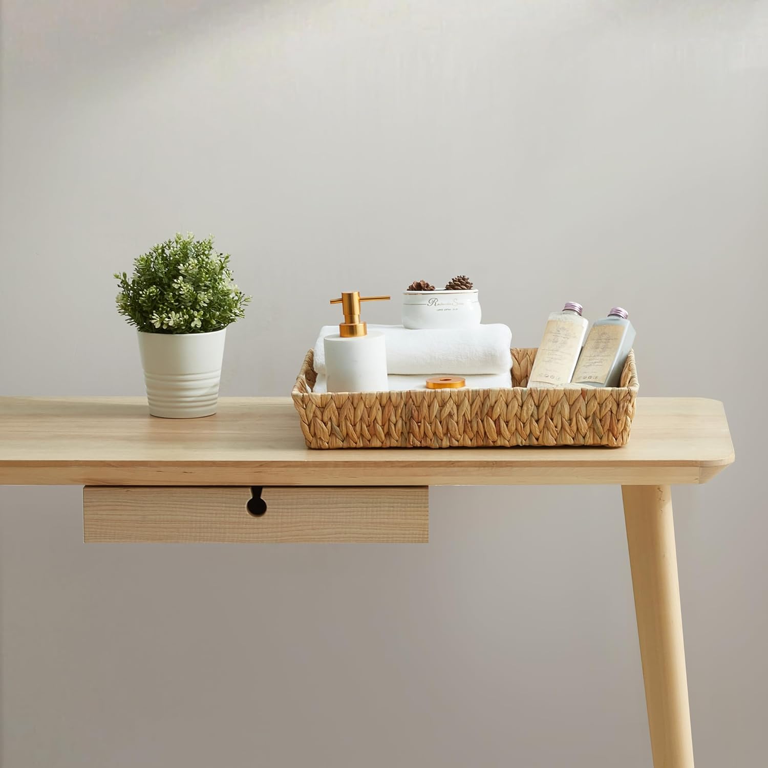 16.93 inch Rectangular Wicker Tray, Hand-Woven Rattan Serving Trays with Handles for Snack Drinks Coffee Table Tray, Water Hyacinth 1Pack