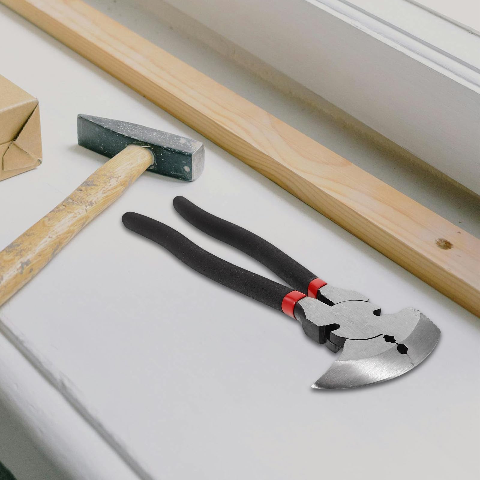 DOITOOL Pinza Multifunzione e Rimozione Chiodi Recinzioni per Recinzioni in Metallo Nero Funzione Martello per Costruzione e Riparazione