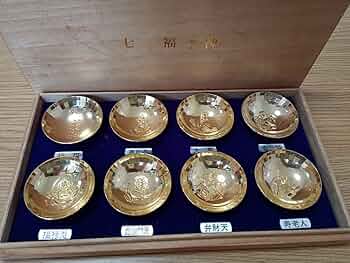 縁起物 金メッキ 24KGP 金杯 置物 七福神 記念品 Amazon.co.jp: 金杯 縁起物 七福神 盃 8個セット 金属製 24KGP 専用桐