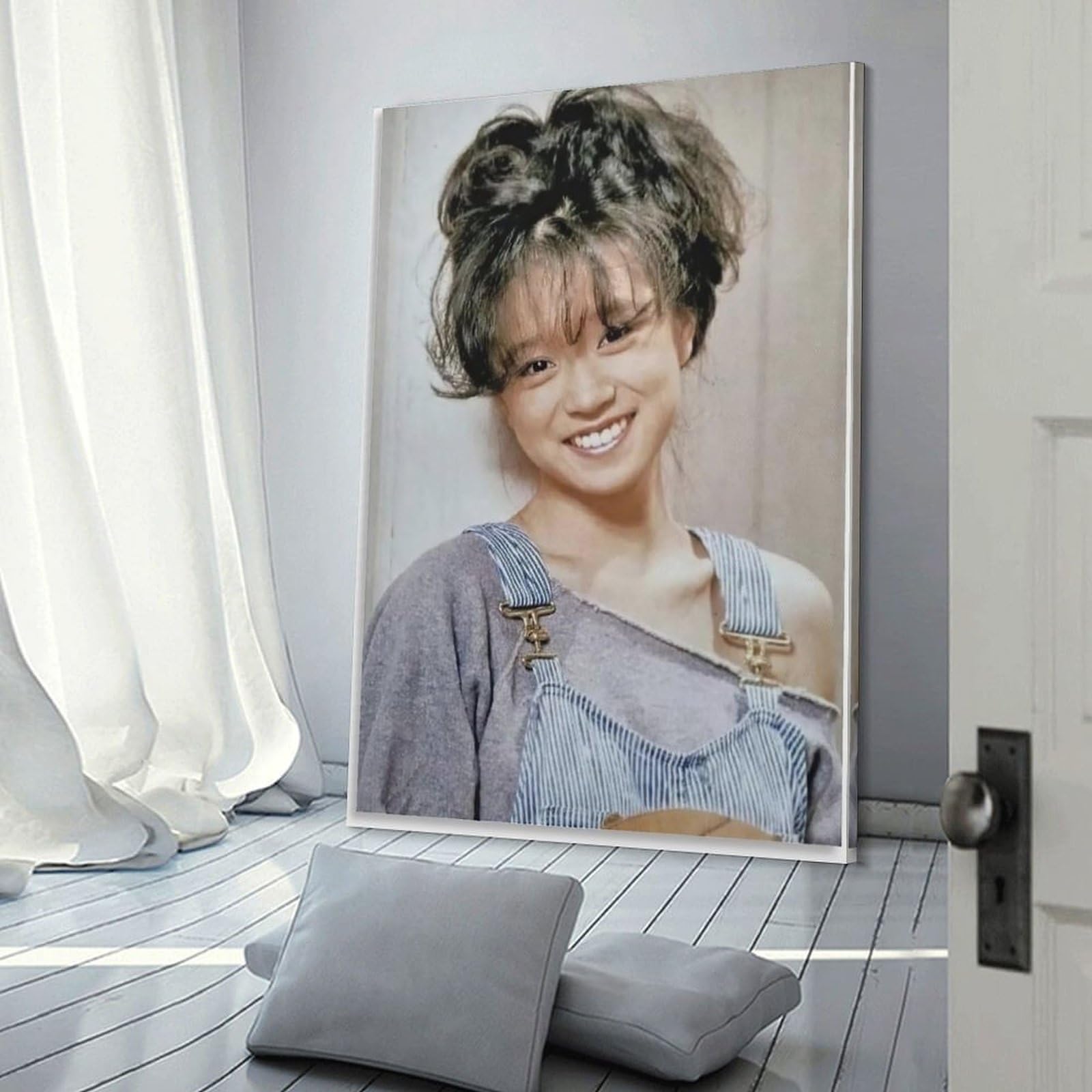 Amazon.co.jp: 中森明菜 写真 ビキニ 水着 写真ポスター1 キャンバス