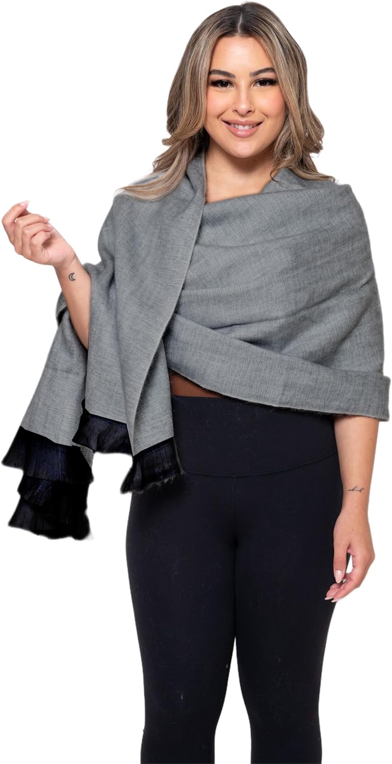 Alpaca Land, Handmade Ecuadorean Alpaca Wool Shawls