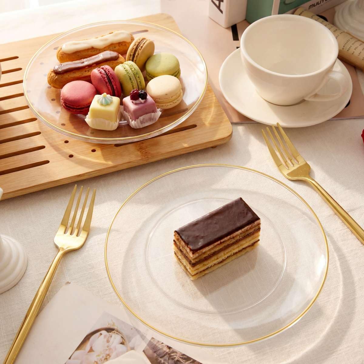 Rubtlamp 200Pcs Clear Gold Dessert Plates With Plastic Gold Forks, 100pcs 7.5inch Plates For Appetizers,100pcs 7.8inch Premium Forks Disposable, Cake Platos Disposable for Wedding - Image 4