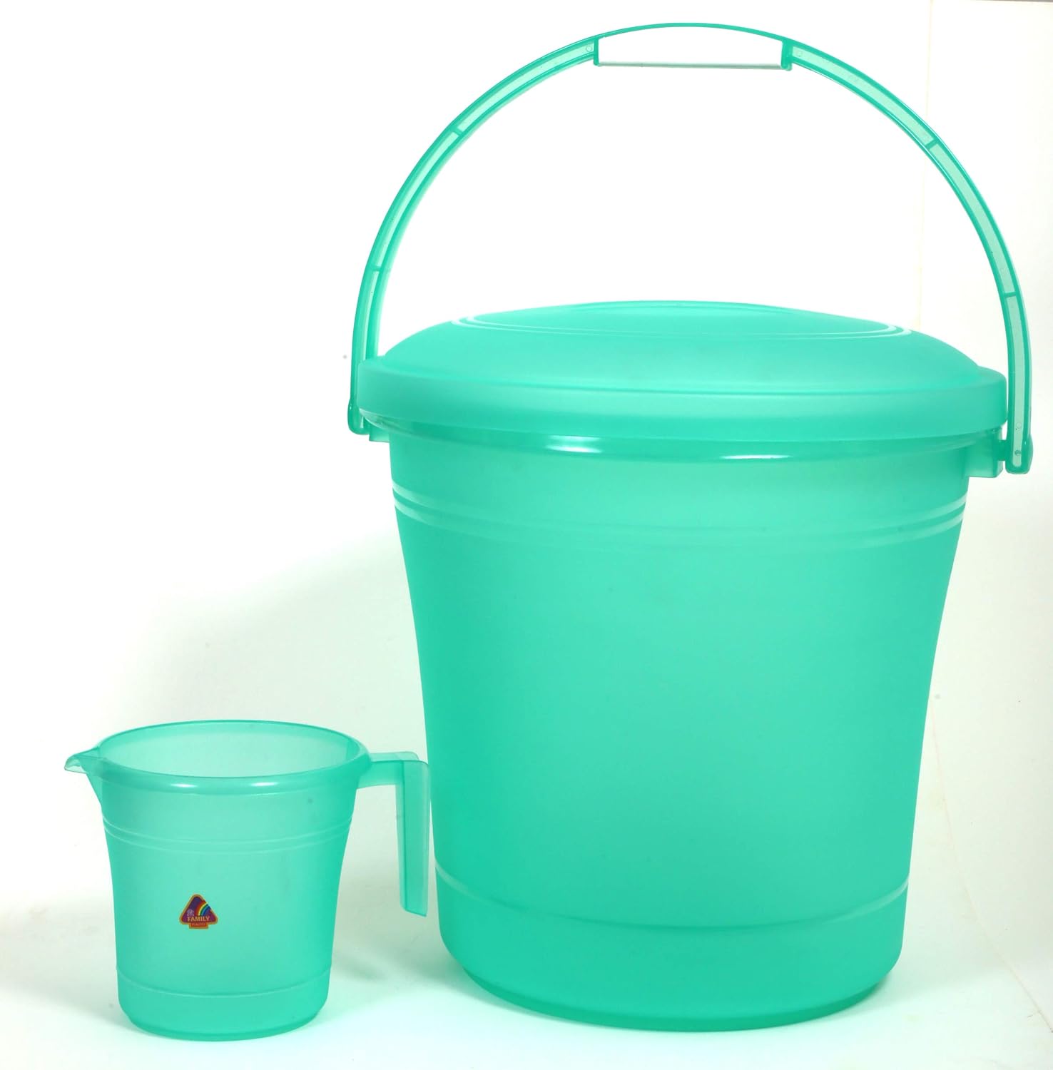 FAMILY PLASTICS Frosty 20 LTR Bucket with Lid + Frosty 1500 ml Mug