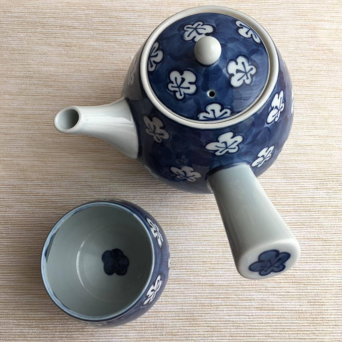 Amazon.co.jp: 有田焼源右衛門窯 古染風梅紋 茶器 急須 お湯呑み 濃だ