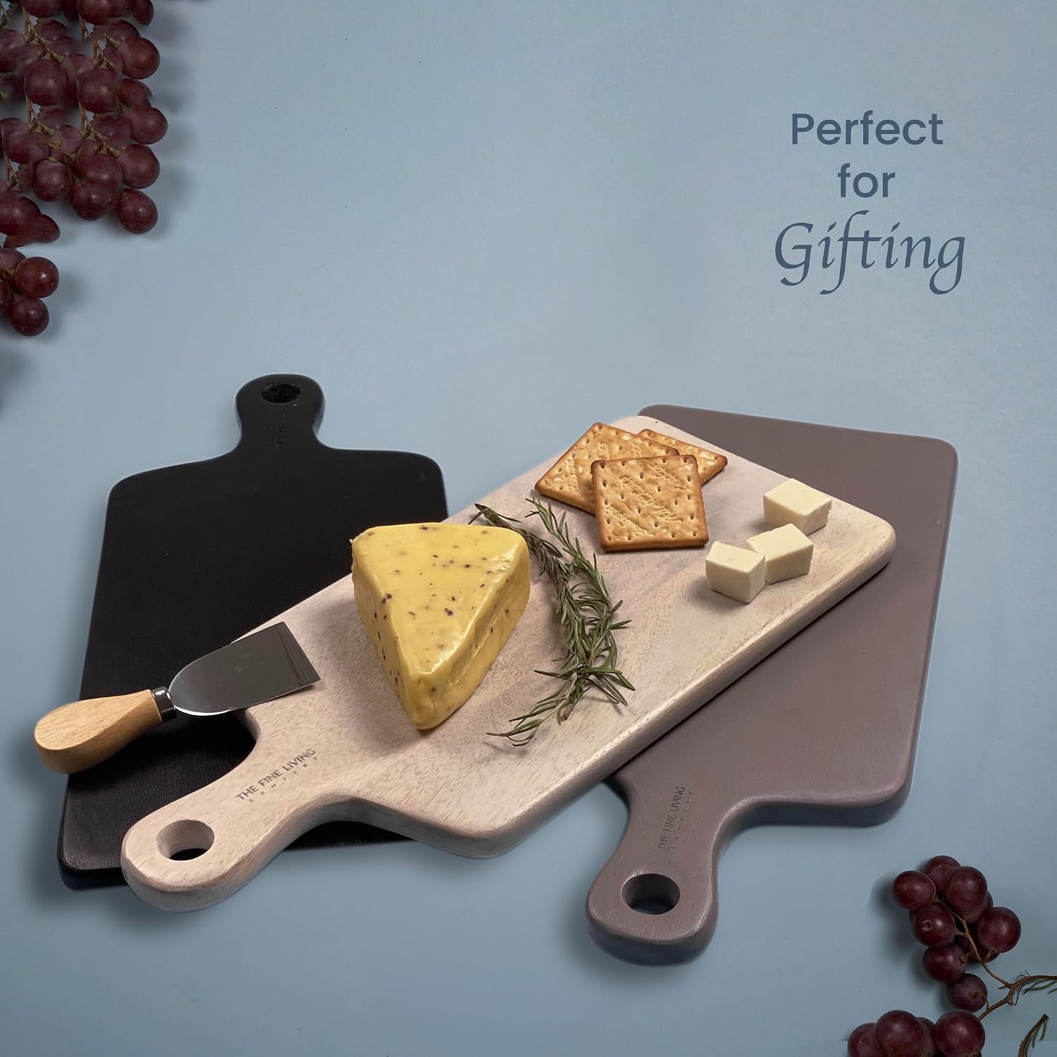The Fine Living Co. Black Charcuterie Board, Paddle Board with Long Handle, Mango Wood Serving Board, Black Cutting Board, Serving Platter for Meat, Pizza, Food-Grade Wooden Serving Trays, 16”x8”