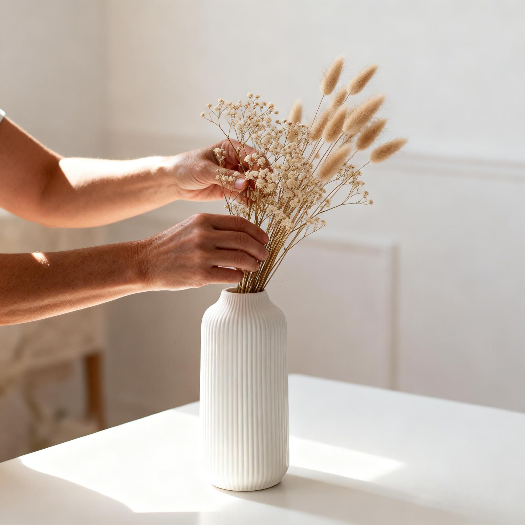 flature Vaso in ceramica con scanalature, piccolo vaso decorativo per erba della pampa come decorazione boho, piccolo vaso bianco opaco, altezza 21 cm, per fiori, decorazione per la casa per fiori