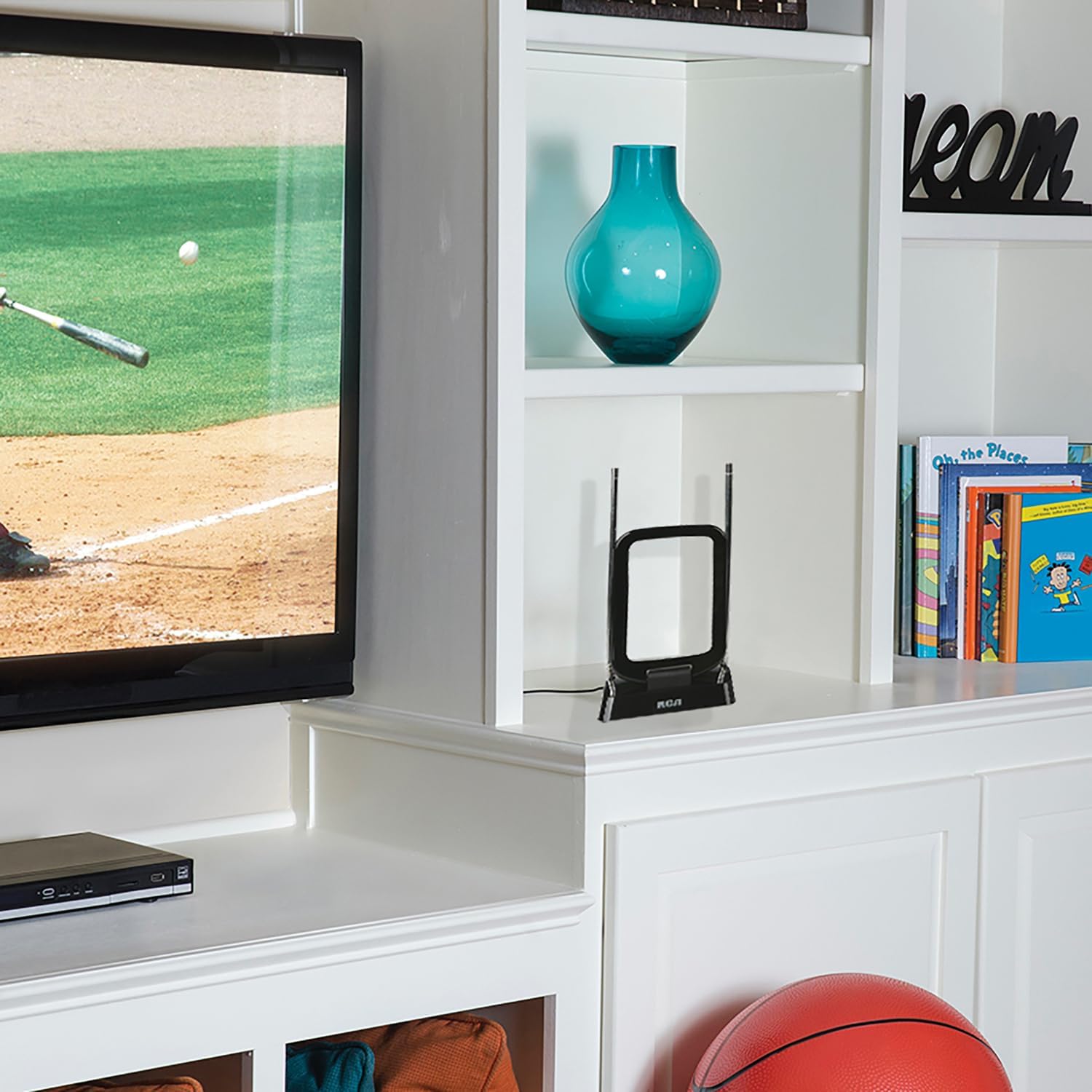 RCA ANT310Z Amplified Indoor FM and TV Antenna in Black