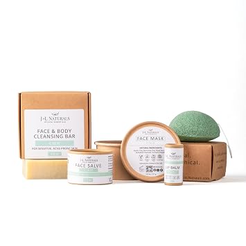 J&L Naturals Simple Skin Regimen Kit مع شريط التنظيف، مرهم الوجه، إسفنجة الكونجاك، مرهم الشفاه | للبشرة الحساسة وحب الشباب | صفر نفايات حساسة للهدوء، بشرة معرضة لحب الشباب، استثنائية