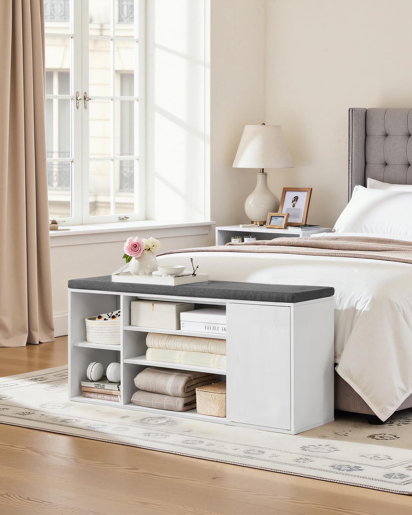SONGMICS HOME Banco Zapatero, Snapsemble Montaje Súper Rápido, Banco con Almacenaje, Compartimentos Abiertos, Estantes Ajustables, Mueble para Zapatos, Blanco Nieve y Gris Pizarra LHS391WE01