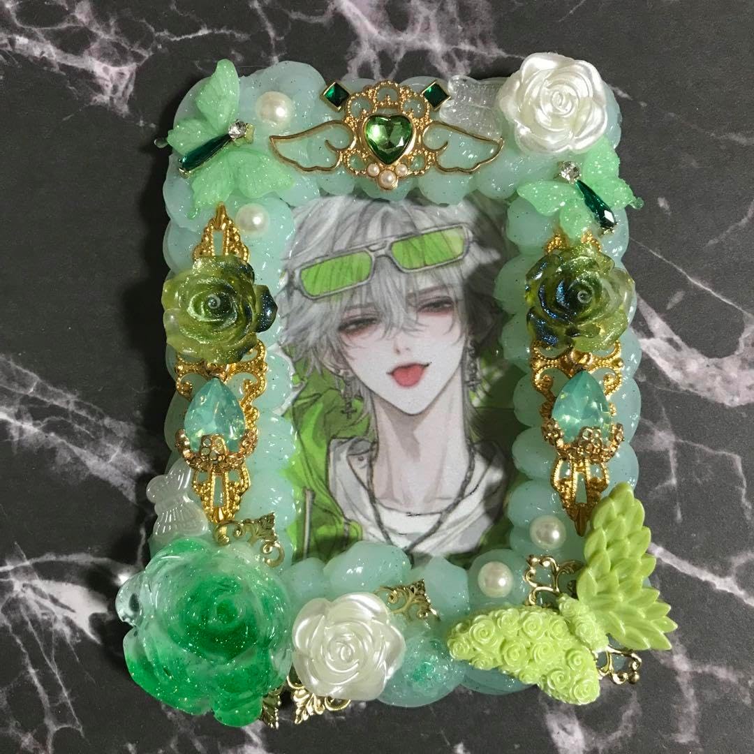 017 ホイップデコ グリーン B8 トレカ 硬質ケース 薔薇 羽 蝶