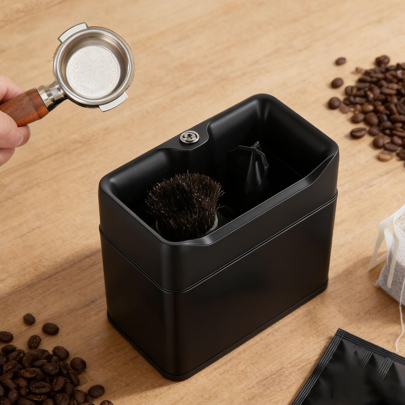 Limpiador De Portafiltros Eléctrico, Limpiador Automático De Posos De Café con 2 Raspadores Y 2 Cabezal De Cepillo Black