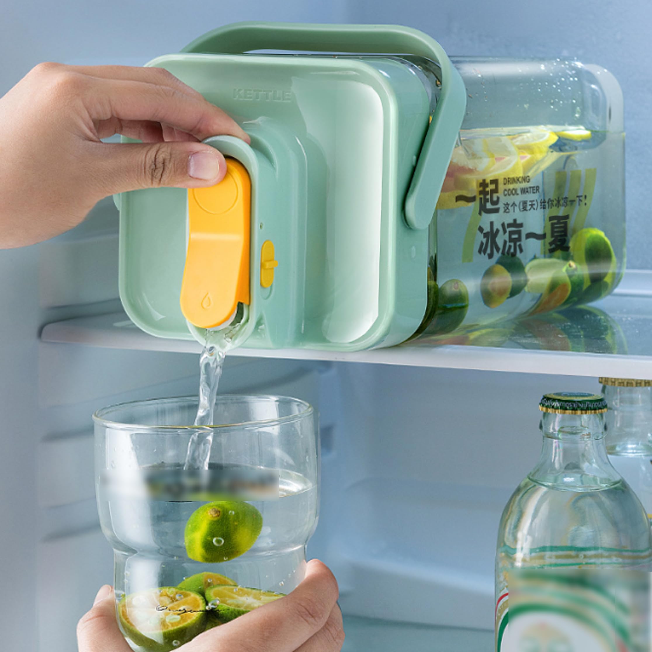 Kühlschrank-Wasserspender, 3, 5 l, großes Fassungsvermögen, Kunststoff-Getränkespender mit Zapfhahn, auslaufsicherer tragbarer Wasserkrug für Zuhause/Büro/Camping, Grün.