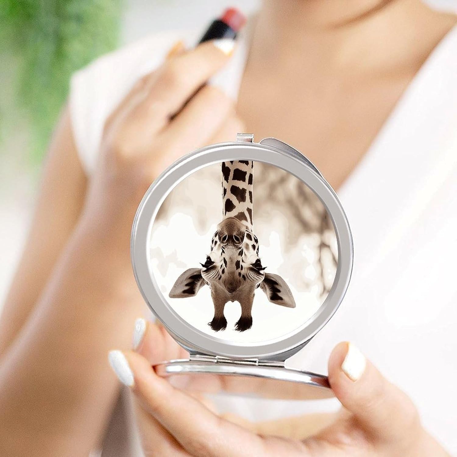 Travel Makeup Mirror, Pocket Beauty Mirror image 4