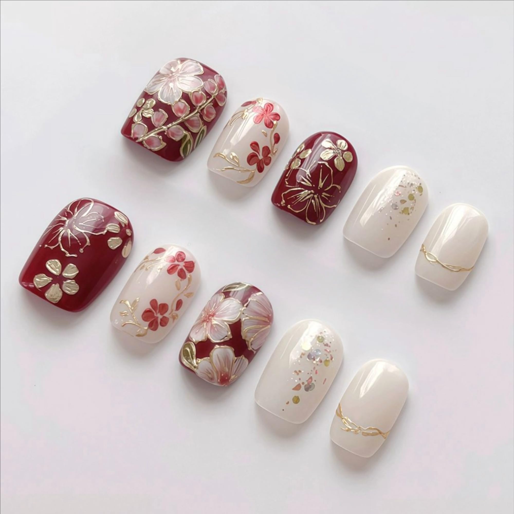 Amazon | LemiVibe·「花ノ戯れ」ネイルチップ ショート 短め 赤 100