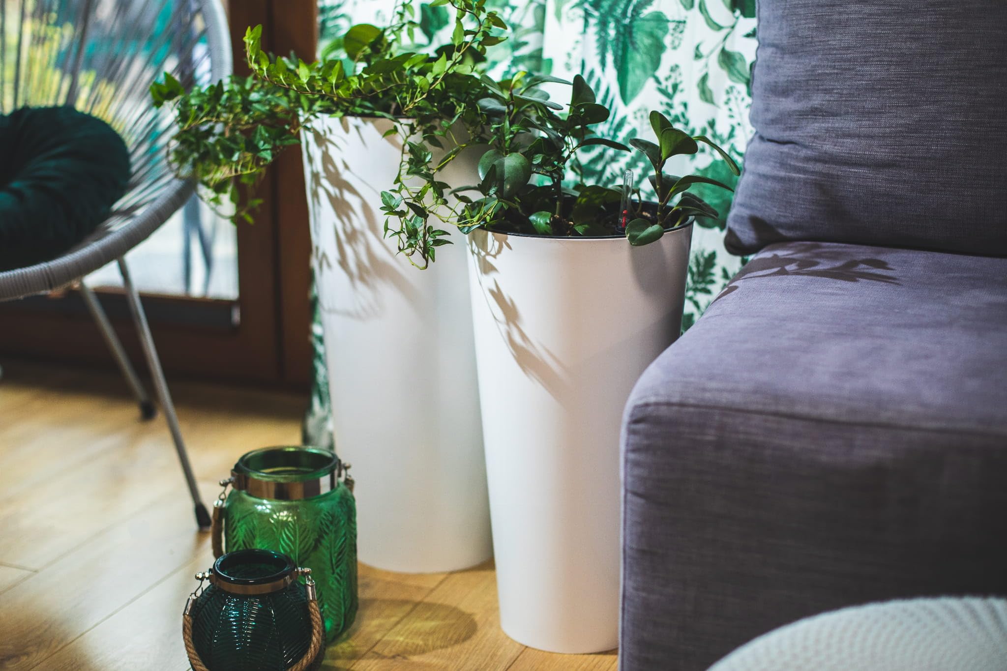 Blumentopf Ø 40 cm, Höhe 76 cm | Blumenkübel in Eleganter Design aus langlebigem Kunststoff, witterungs- und UV-beständig | Übertopf für stilvolle Garten- und Raumgestaltung | Weiß