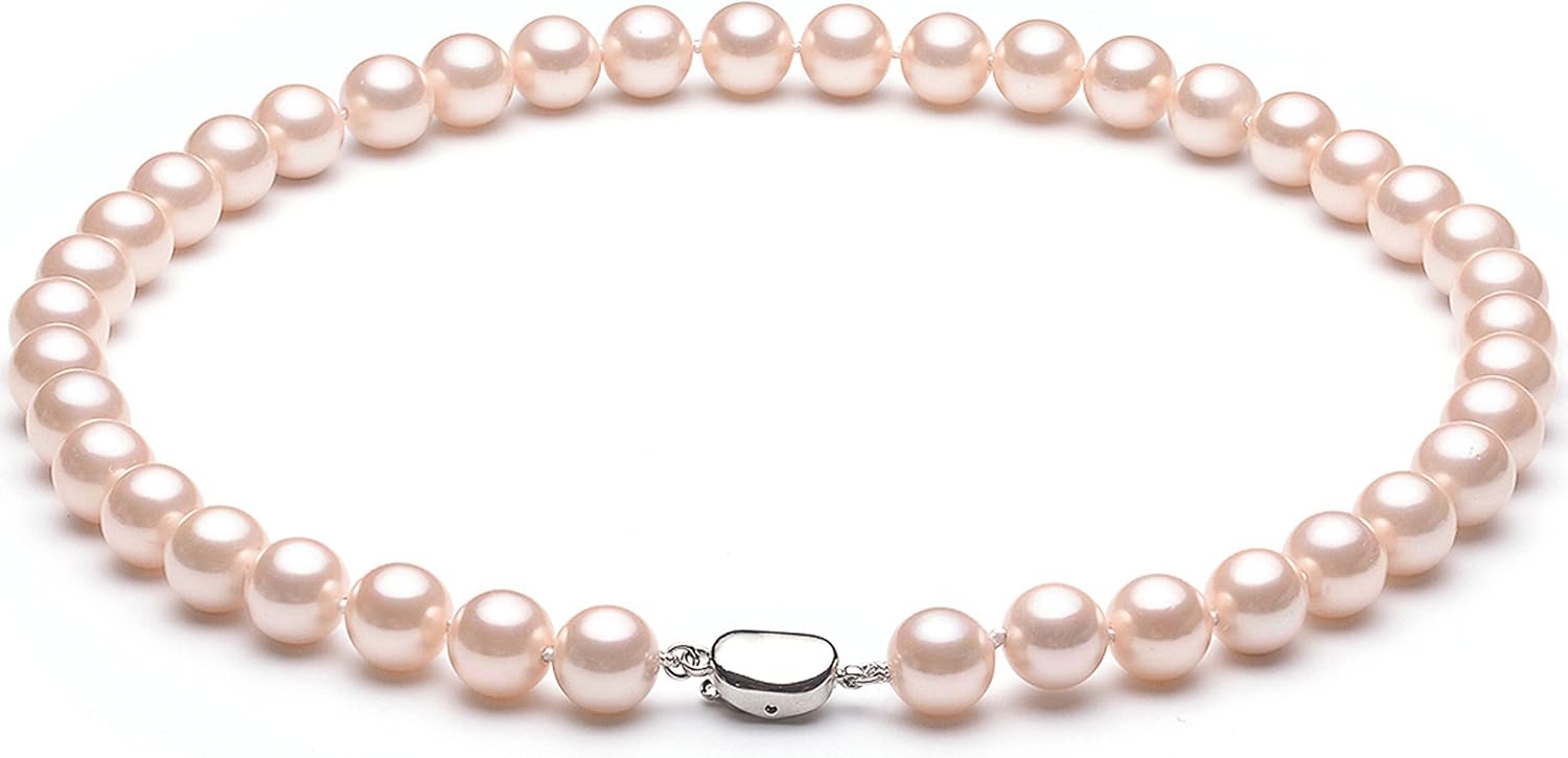 Seashell Pearl Necklace Single-Strand Handmade Beaded Necklaces for Ladies Dainty Faux Pearl Wedding Jewelry for Brides 18”