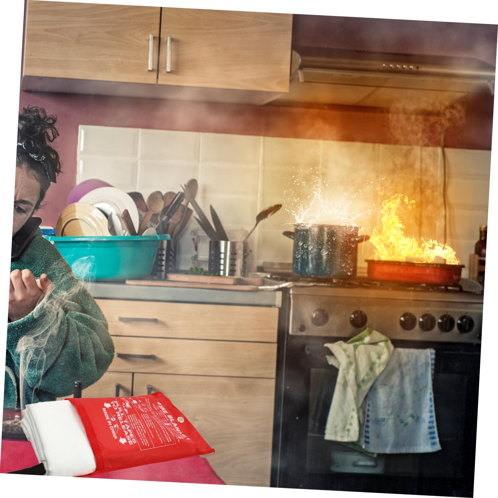 Abaodam Manta Ignífuga Ligera de Fibra de Vidrio 1,8x1,8 M Resistente al Fuego Manta de Emergencia Portátil para Cocina y Camping Protección Térmica y Antiincendios