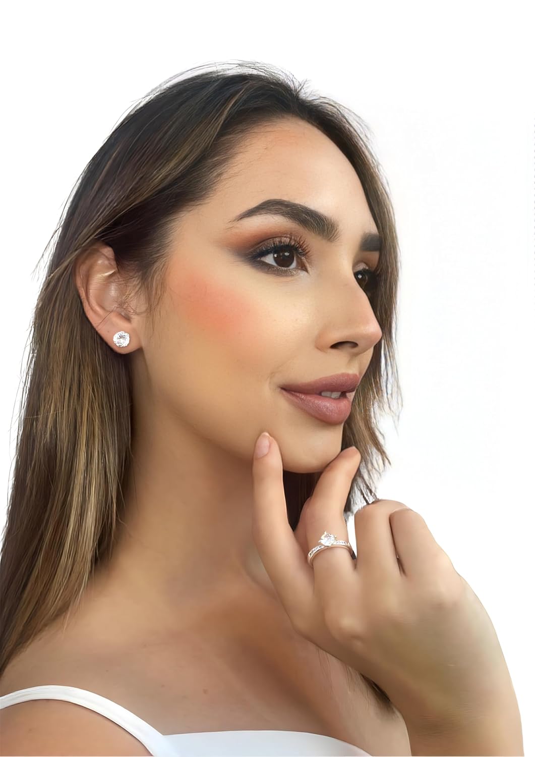 Anel Solitário Ajustável Banhado a Prata em promoção! Veja a oferta e mais achadinhos de Bijuterias 3 Hoje é o melhor dia para comprar Anel Solitário Ajustável Banhado a Prata com aquele preço maroto! Promoção! Aproveite a oferta! 3