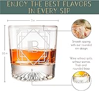 Vista 5 de Greenline Goods - Monograma Art Deco Letra B - Vaso de whisky grabado con letra B perfecto para bourbon, whisky, whisky, cóctel - Juego de 4 vasos