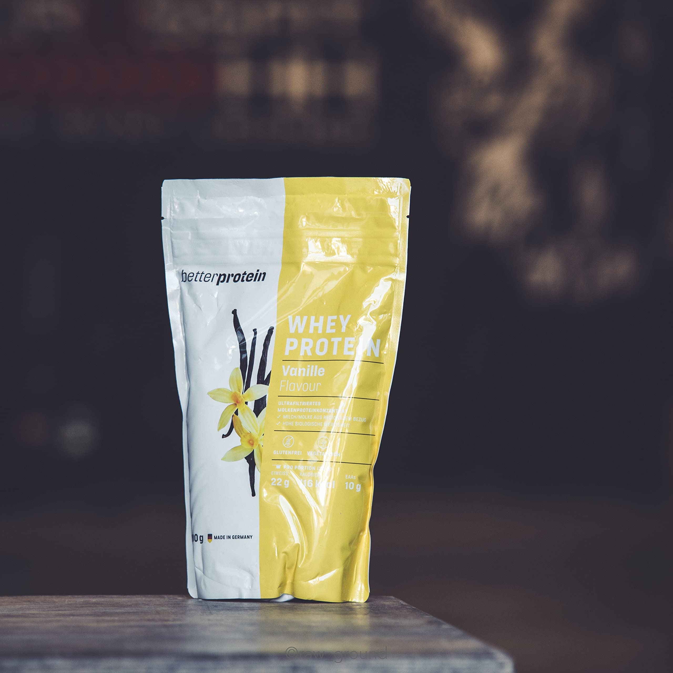 Whey Protein - Vanille 1 kg - Produziert in Deutschland aus regionaler Milch - BetterProtein® - Eiweißpulver zum Muskelaufbau und Abnehmen - Beutel