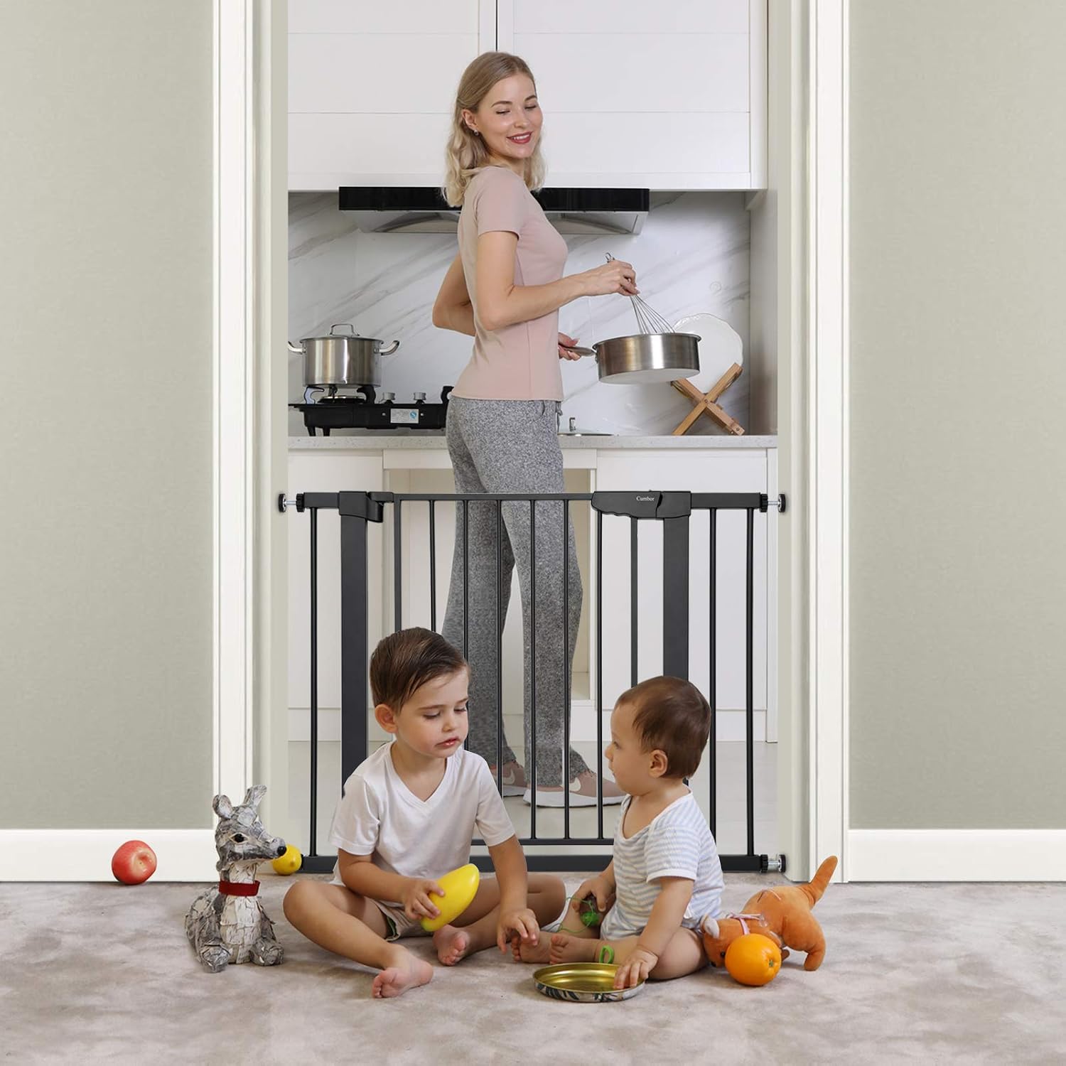 Bеѕt Cуbеr Dеаlѕ 🔥 Cumbor 29.5”-40.6” Auto Close Safety Baby Gate, Durable Extra Wide Dog Gate for Stairs,Doorways, Easy Walk Thru Pet Gate for House，Child Gate Includes 4 Wall Cups and Extension,Black