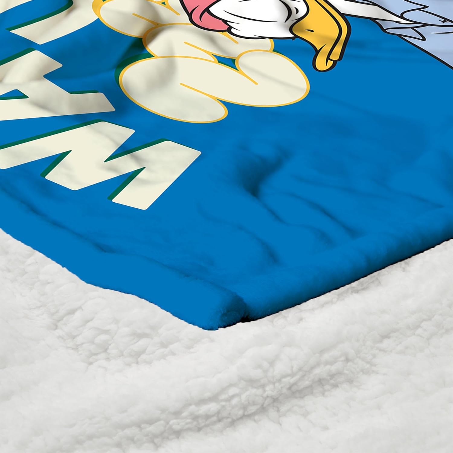 Northwest Donald Duck/Daisy Duck Silk Touch Sherpa Throw Blanket, 50" x 60", Wake Up