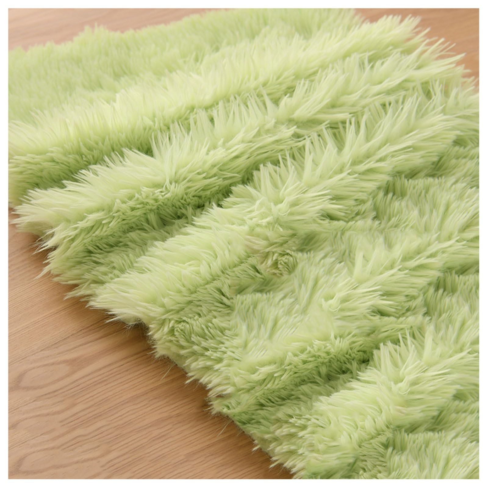 Long Hair Faux Fur Fabric, Long Pile Thick Faux Fur Fabric Plush Fabric, Shag Shaggy Furry Material, Faux Fur Short Pile Furry Plain Solid Colour Fabric Material, for DIY Craft Decoration, 50x160cm (