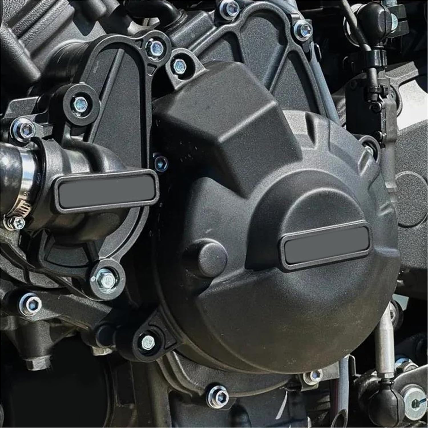 に適合するXSR900 バイク用エンジンカバー GP 2024-2025 MT-09 AMT 2025用 セカンダリーエンジンカバー