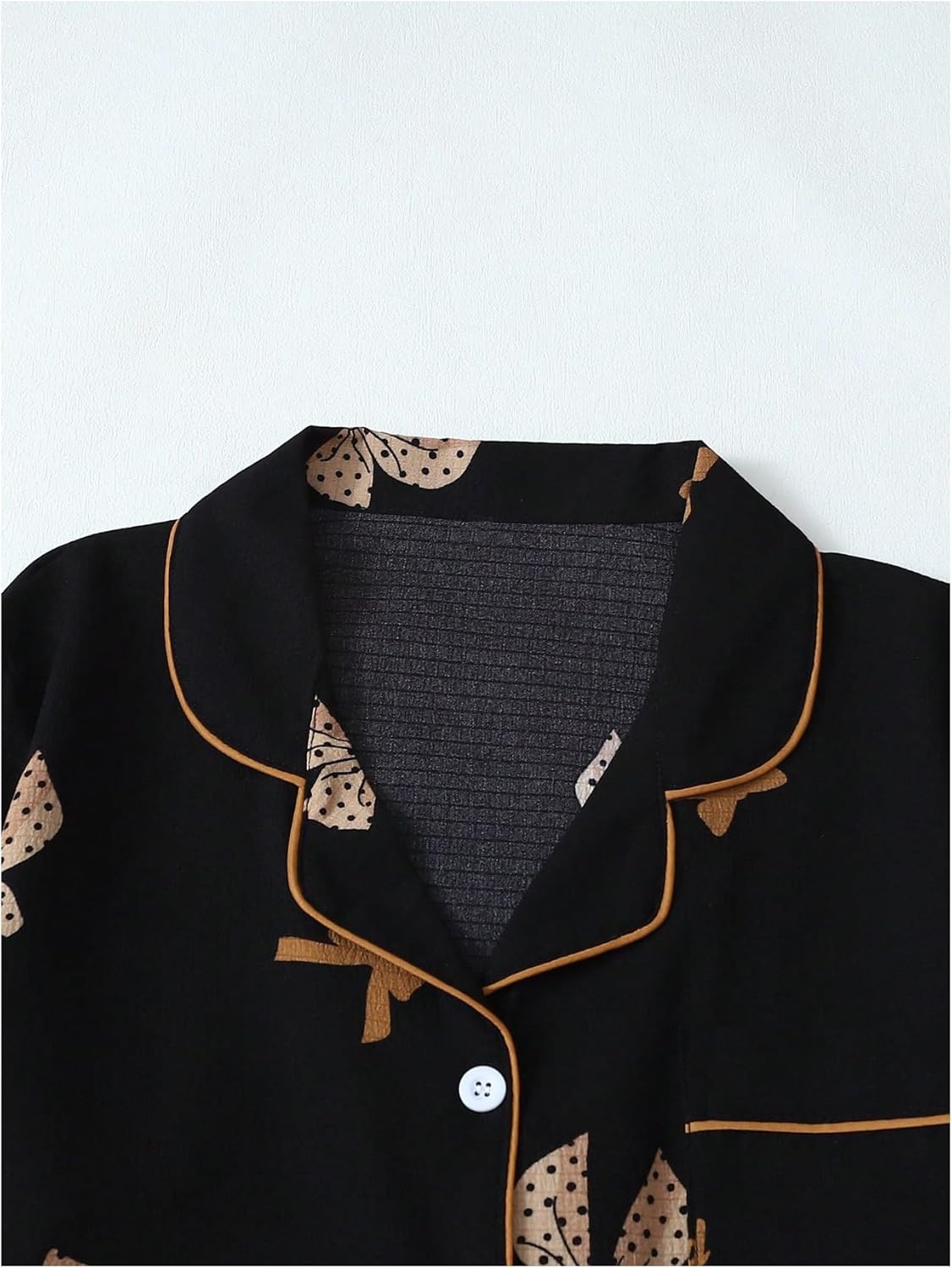 WDIRARA Women's Bow Letter Graphic Pajama Sets Short Sleeve Button Down Shorts Pjs 2 Piece Sleepwear - Image 3