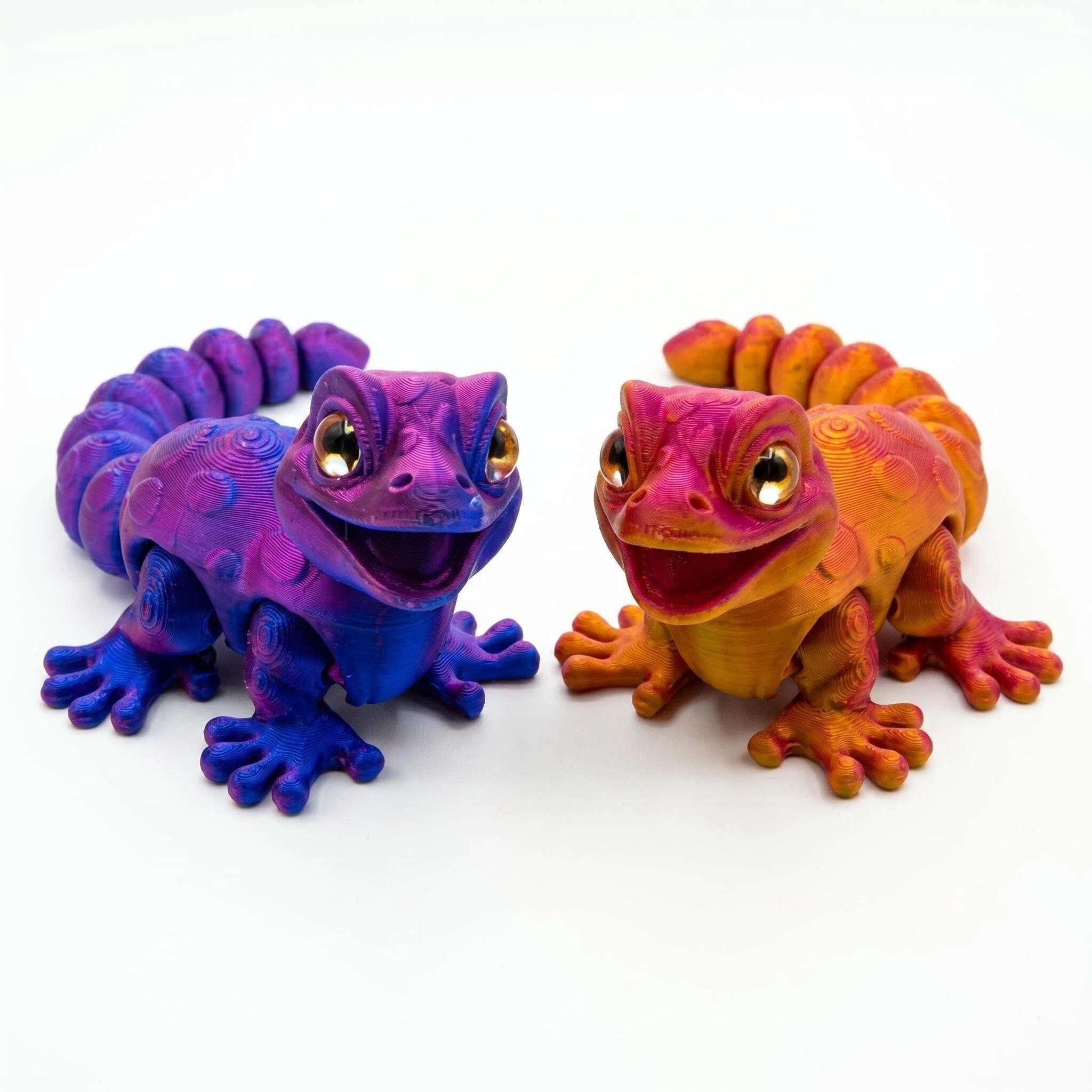 2PCS 3D Printed Articulated Lizard Toy, Flexible Gecko Wall Climbing Decor, Stress Relief Fidget Toy for Desk, Unique Gift for Adults