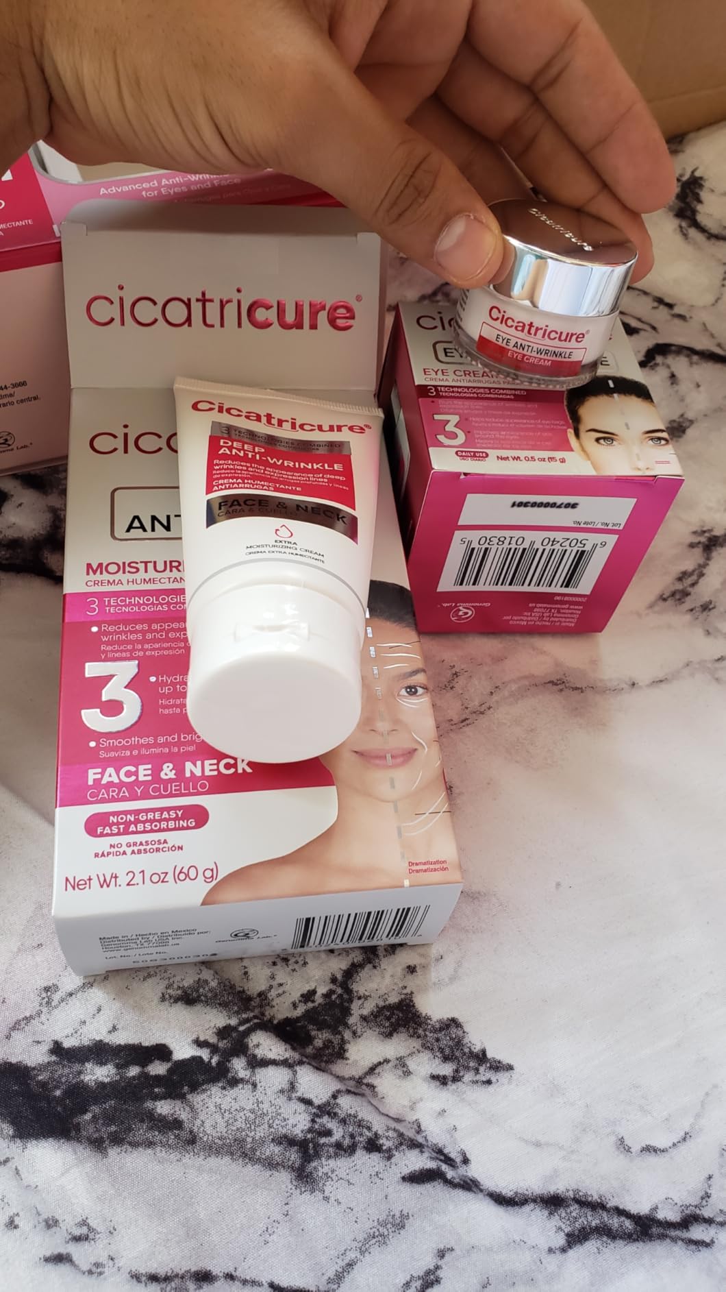 Cicatricure Deep Anti-Wrinkle Kit with Eye Cream and Face & Neck Cream, Wrinkle Cream System with Face Moisturizer and Neck Cream, Daily Care for Wrinkle-Prone Skin, Skincare Gift Set, 2 Count