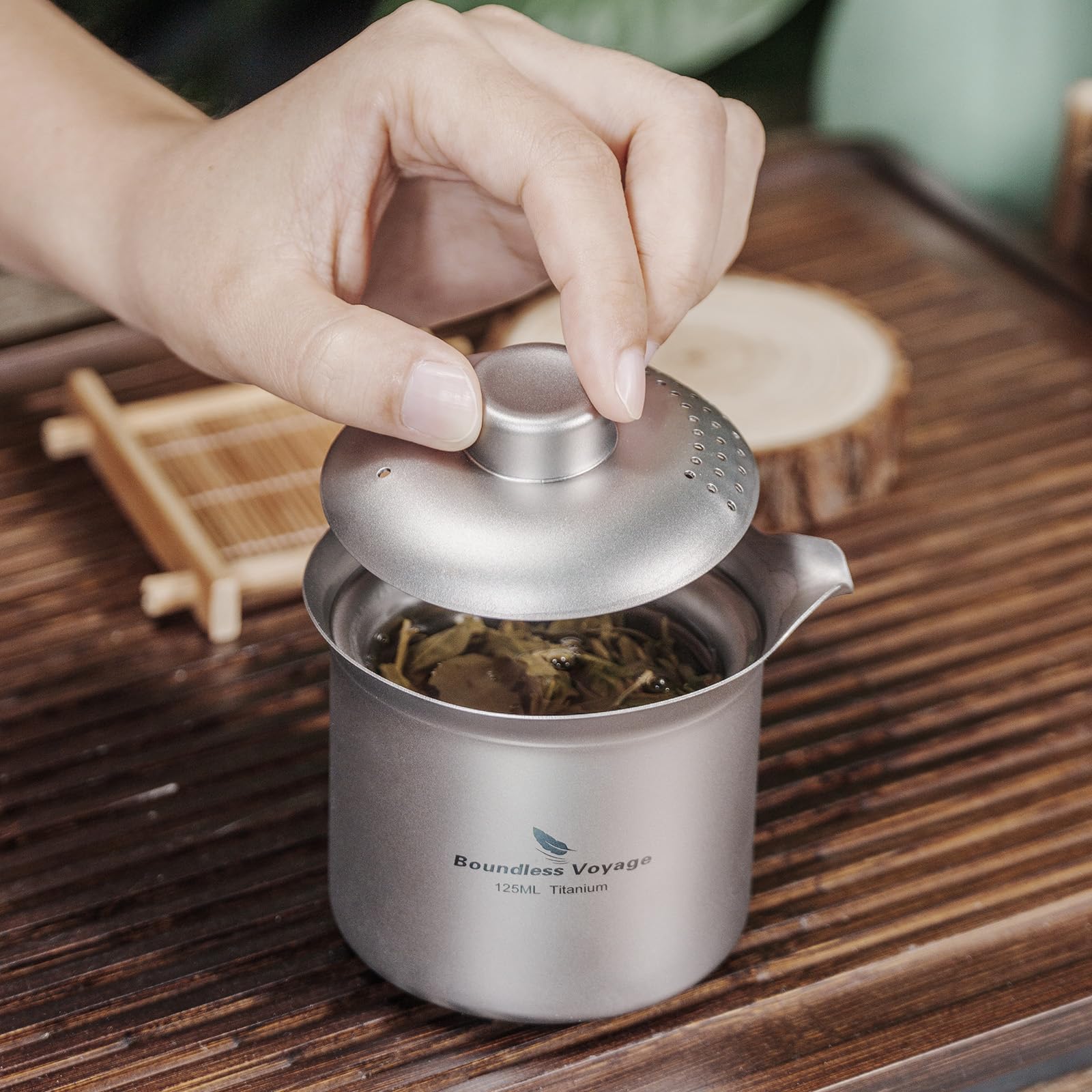 Boundless Voyage Tasse à thé double couche en titane pour l'extérieur, le camping, la randonnée, le pique-nique, les voyages (Ti3145D-125 ml)