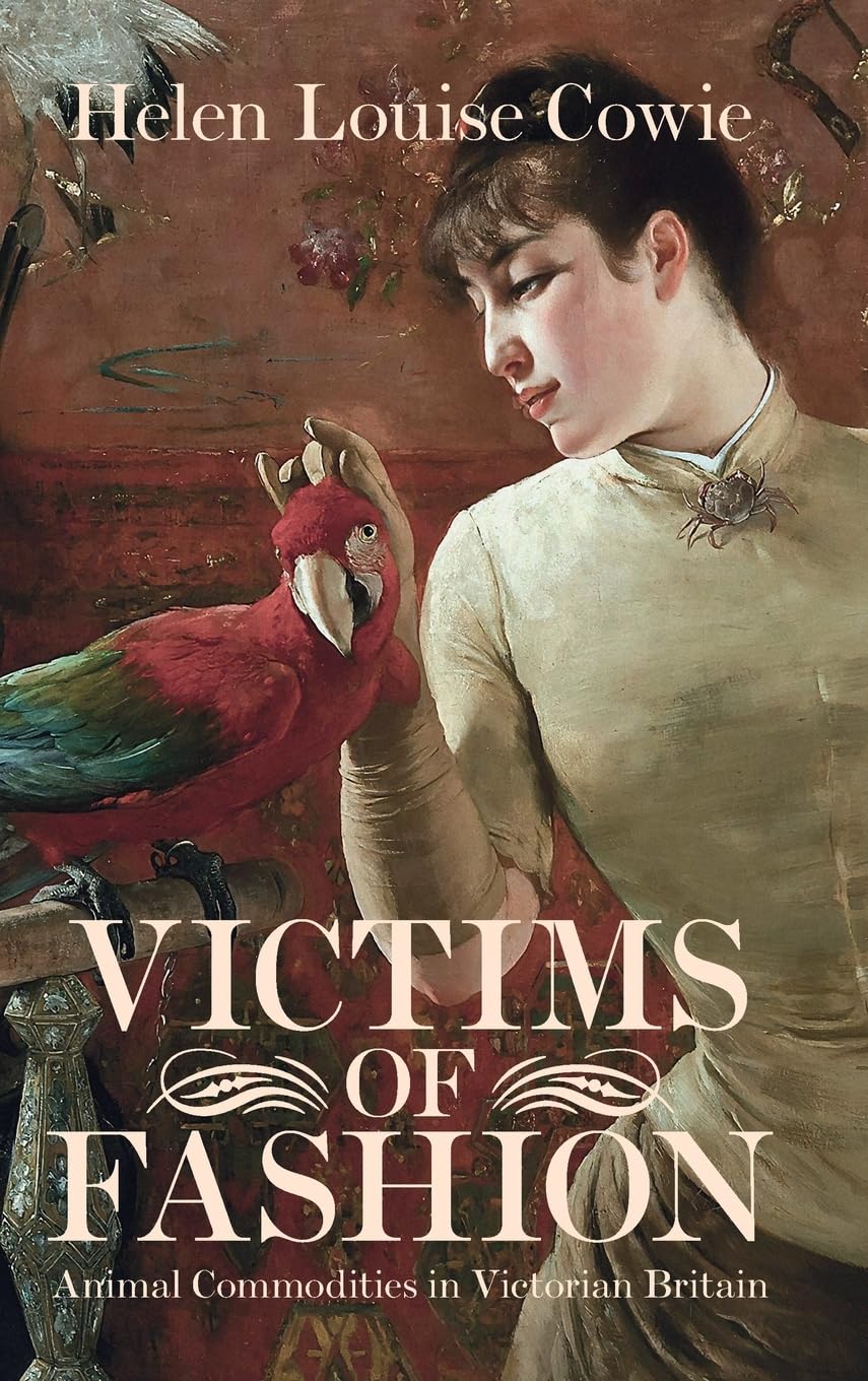 Victims of Fashion un essai captivant pour votre table basse