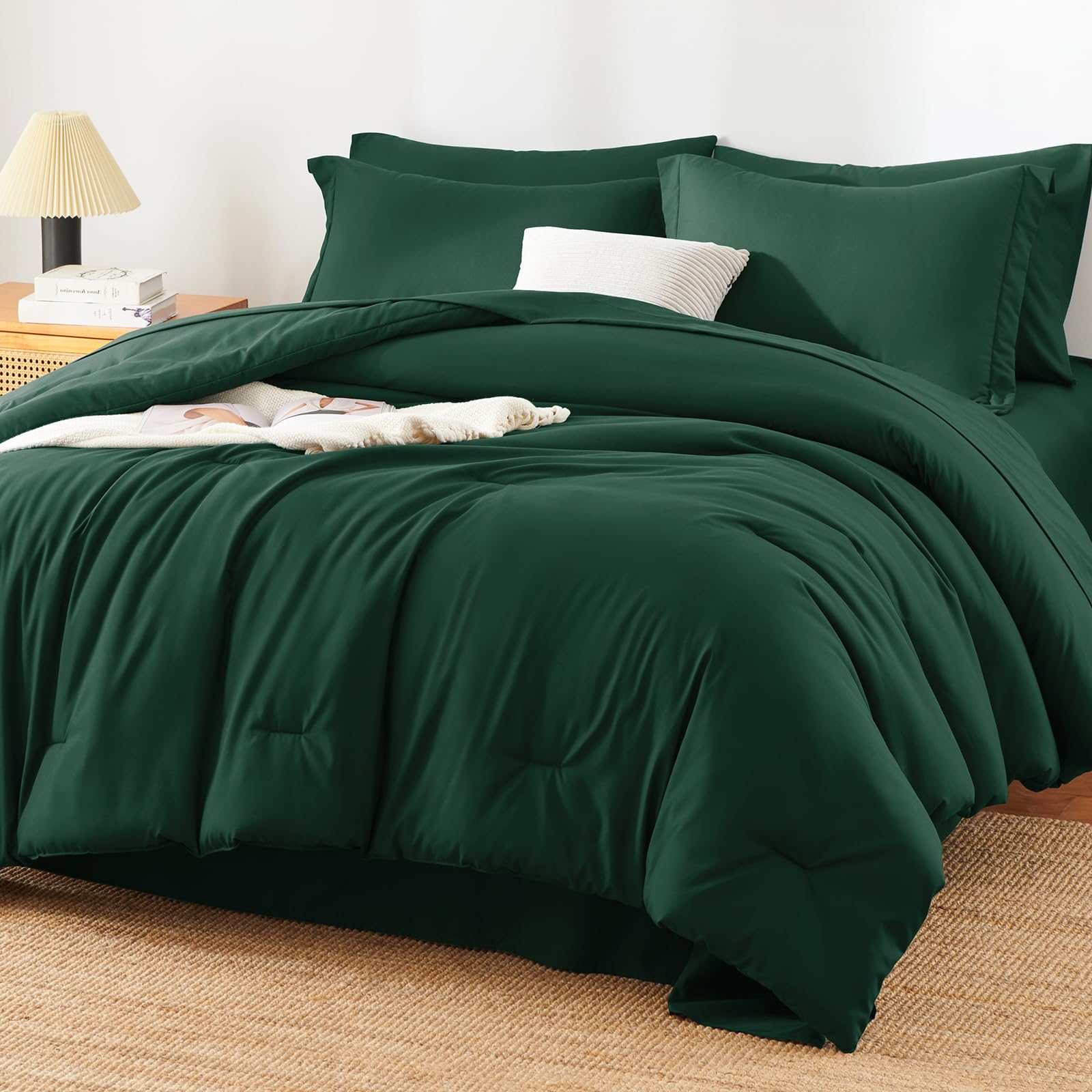 HIMEET Queen Comforter Set 7-Piece Point-Quilted Bed in a Bag Emerald Green